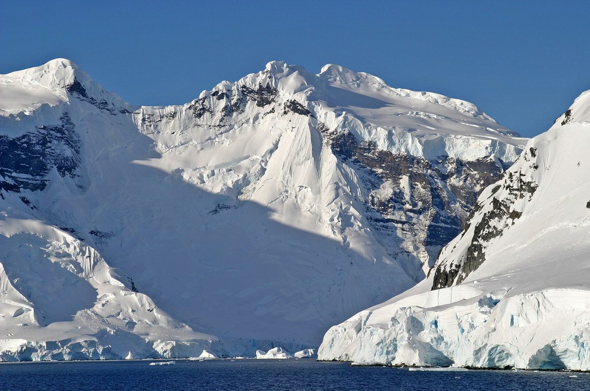 Coastline and research buildings on King George Island